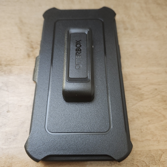 Otterbox Defender Pro for iPhone 14 Pro Max - Picture 5 of 5